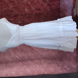 Le Chateau babydoll dress size S white lined